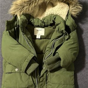 Toddler size 2t rain resistant jacket